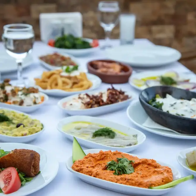 Orkinos Restaurant İzmir - İzmir Mekan Rehberi