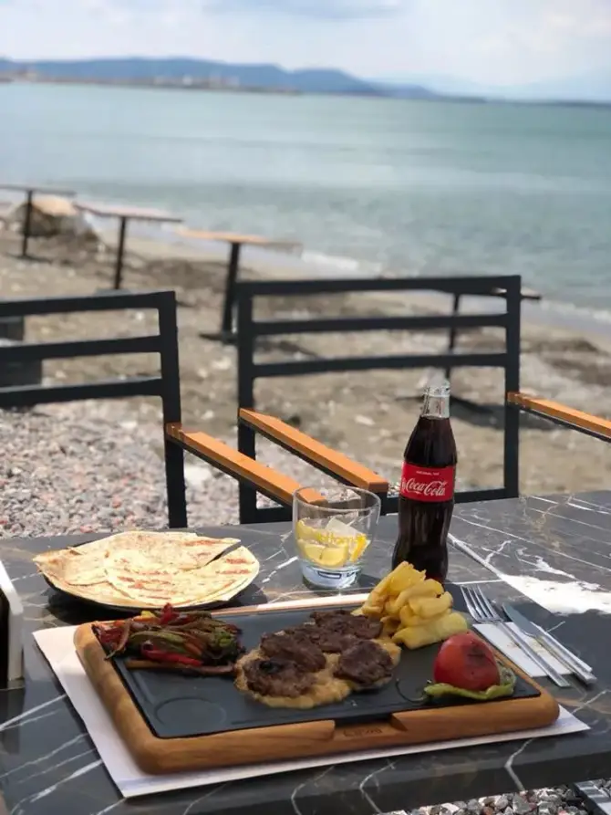 Ottoman Nargile Atölyesi Güzelbahçe - İzmir Mekan Rehberi
