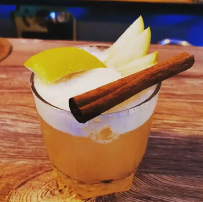 Otuz Beş Gastro & Pub - İzmir Mekan Rehberi