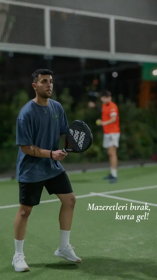 Padel Zone Social Club Karşıyaka - İzmir Mekan Rehberi