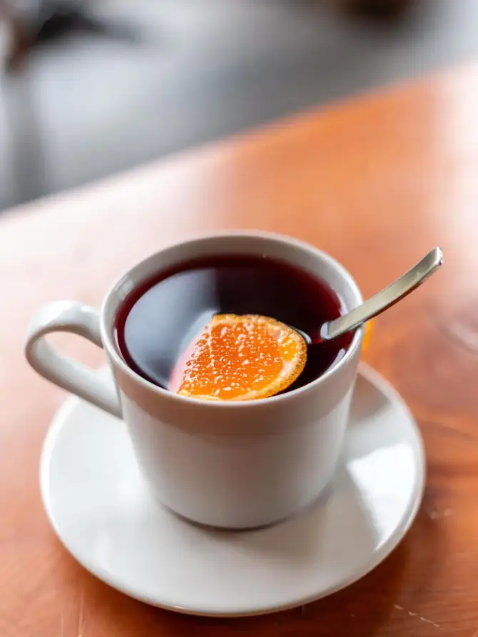 Parachute Coffee House - İzmir Mekan Rehberi