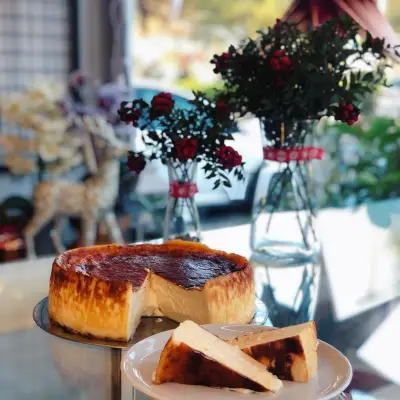 Pastel Patisserie fotoğraf 2 - İzmir Mekan Rehberi