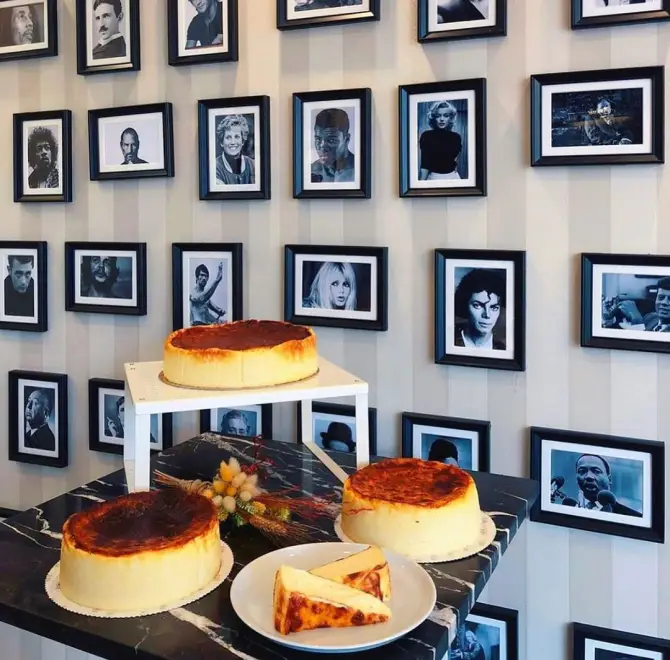 Pastel Patisserie - İzmir Mekan Rehberi
