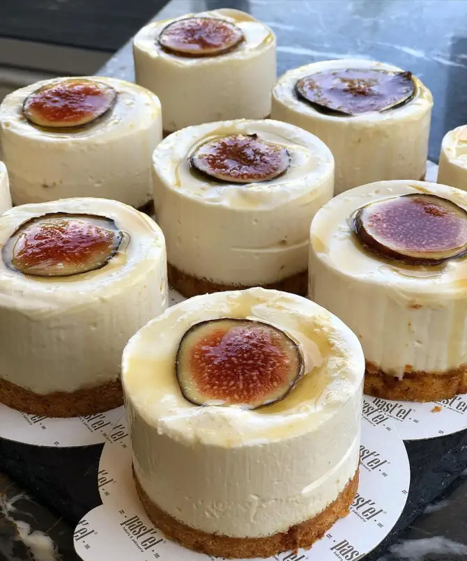 Pastel Patisserie - İzmir Mekan Rehberi