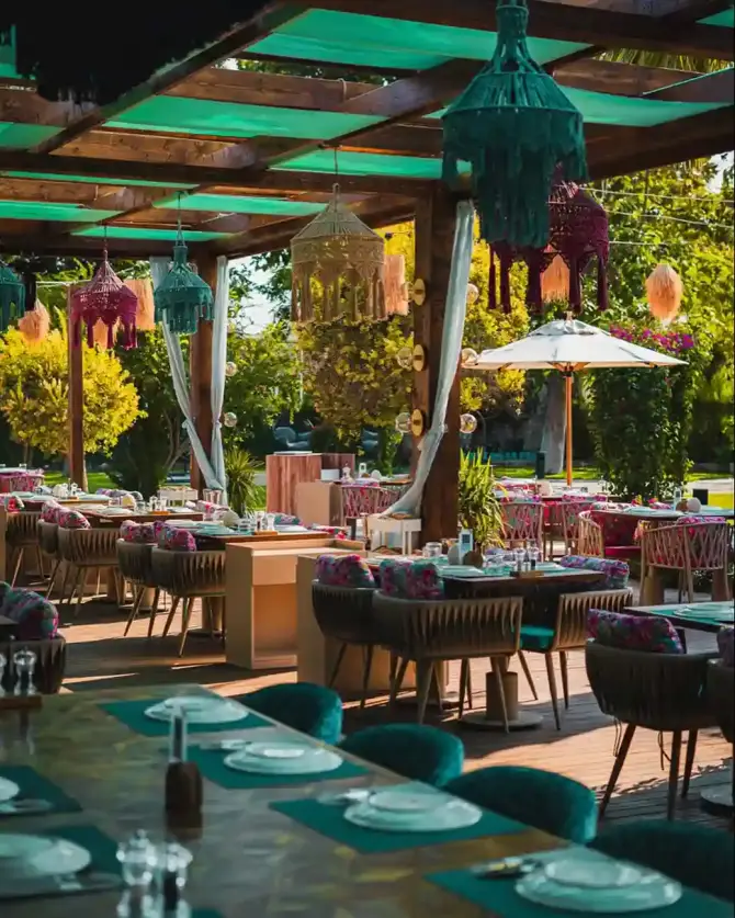 Pavilion Urla - İzmir Mekan Rehberi