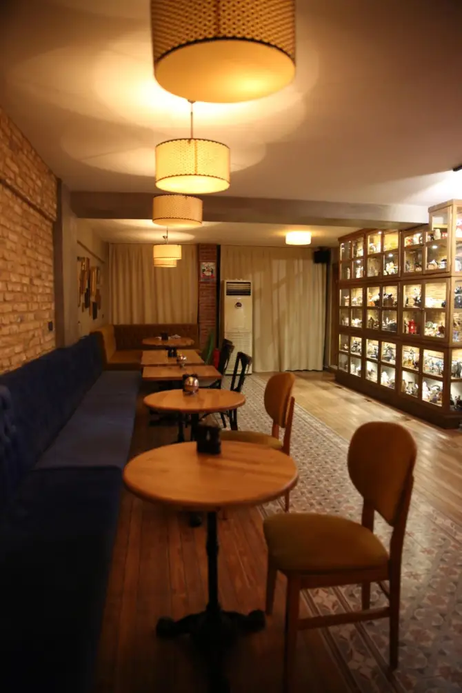 Pia Cafe Restaurant Bostanlı - İzmir Mekan Rehberi