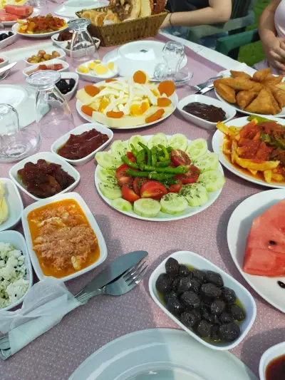 Pia Restaurant fotoğraf 3 - İzmir Mekan Rehberi