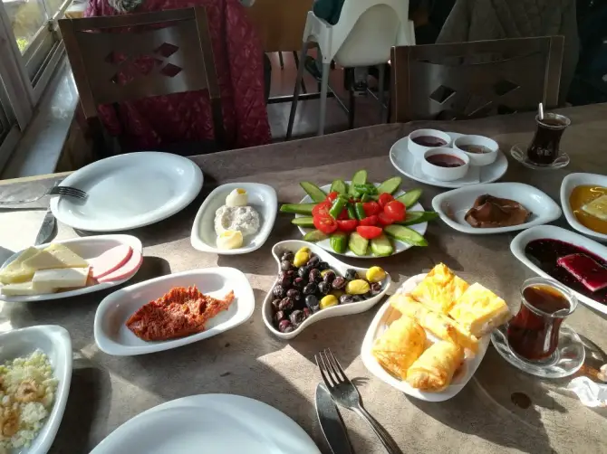 Pino Restaurant - İzmir Mekan Rehberi