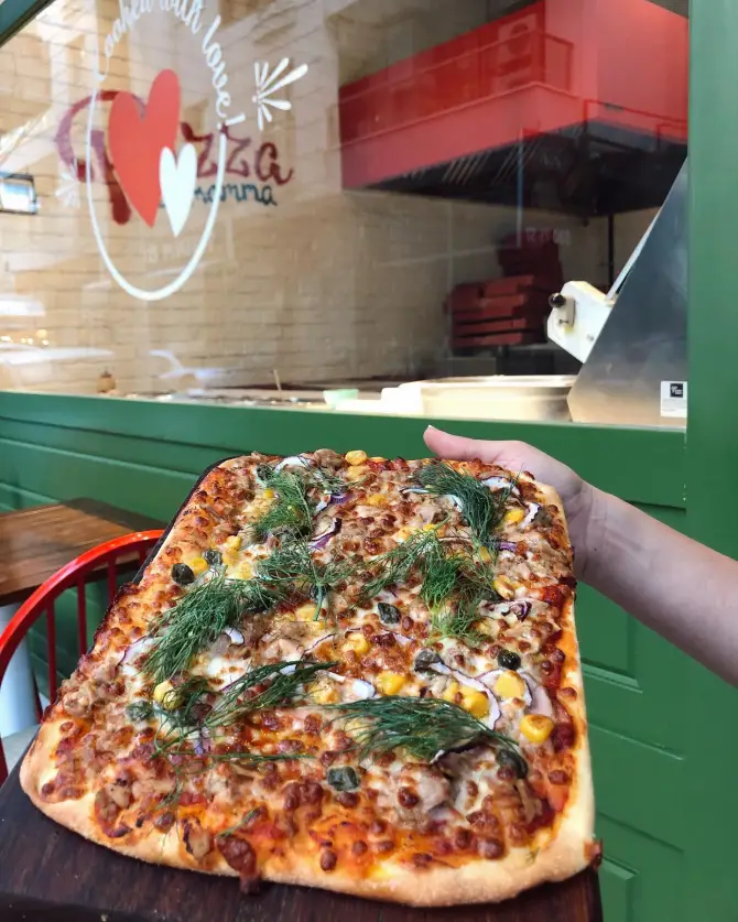 Pizza Di Mamma - İzmir Mekan Rehberi