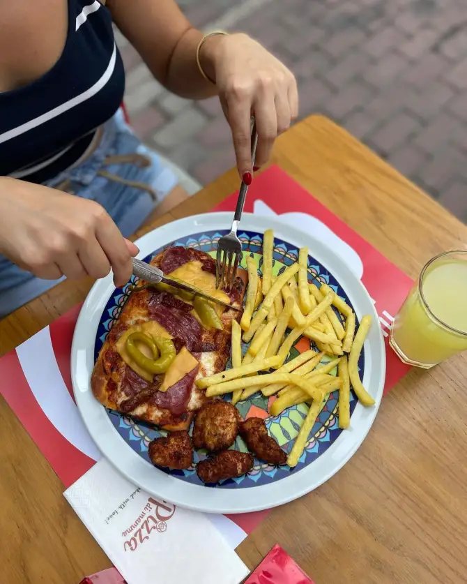 Pizza Di Mamma - İzmir Mekan Rehberi