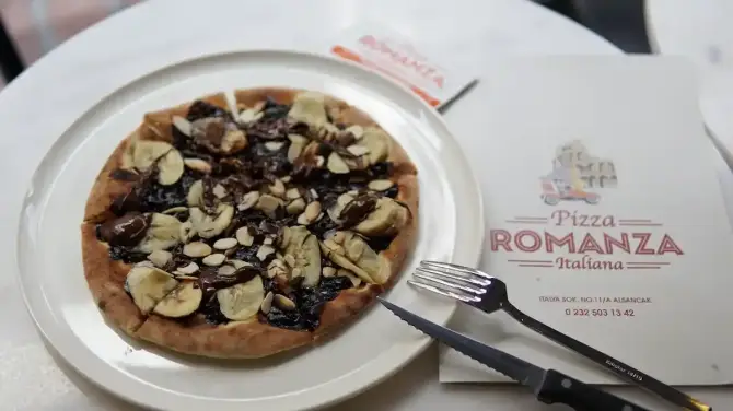 Pizza Romanza - İzmir Mekan Rehberi