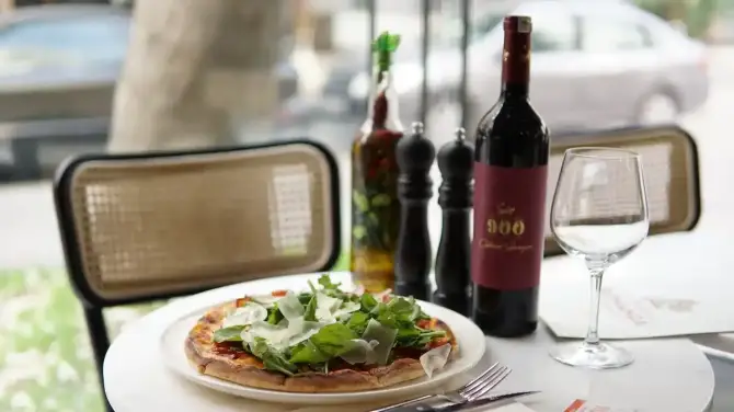 Pizza Romanza - İzmir Mekan Rehberi