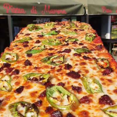 Pizza Di Mamma fotoğraf 2 - İzmir Mekan Rehberi
