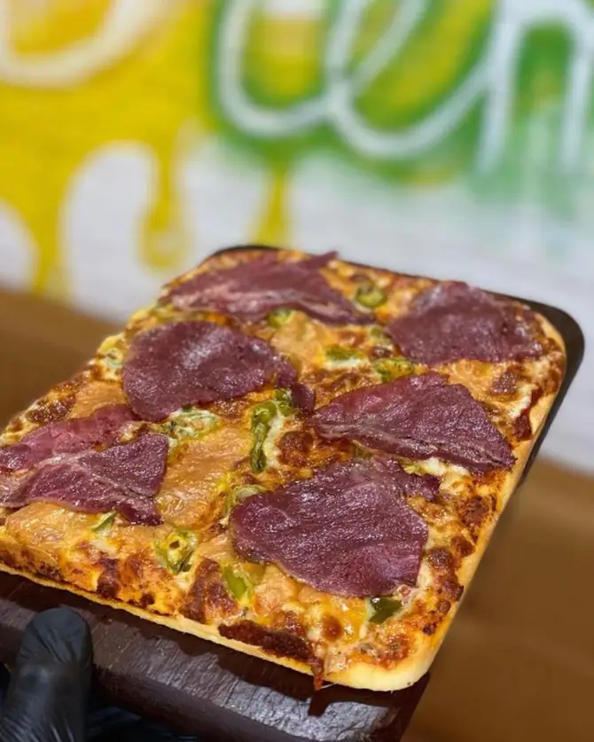 Pizza Di Mamma - İzmir Mekan Rehberi
