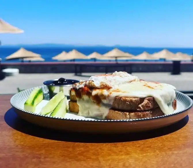 Plan B - İzmir Mekan Rehberi