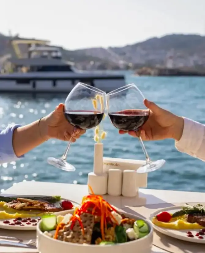 Porthole Yeni Foça  - İzmir Mekan Rehberi