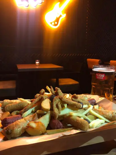 Public Pub Balçova fotoğraf 4 - İzmir Mekan Rehberi