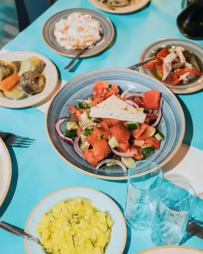 Rakı Balık Ayvalık İzmir - İzmir Mekan Rehberi