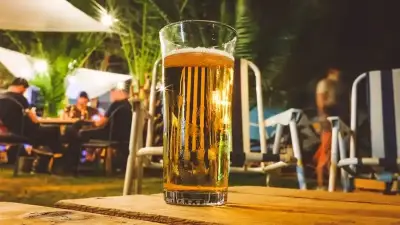 Rast Bira Bahçesi fotoğraf 3 - İzmir Mekan Rehberi
