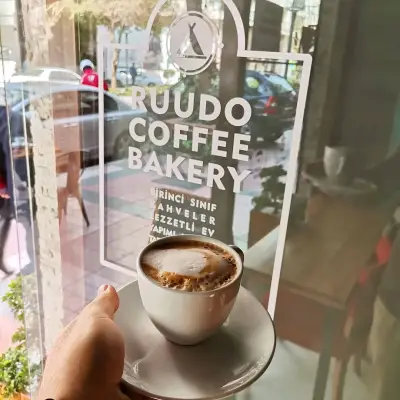 Ruudo Coffee & Bakery - İzmir Mekan Rehberi