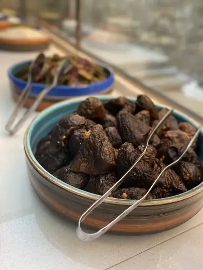Sır Alaçatı Meyhane - İzmir Mekan Rehberi