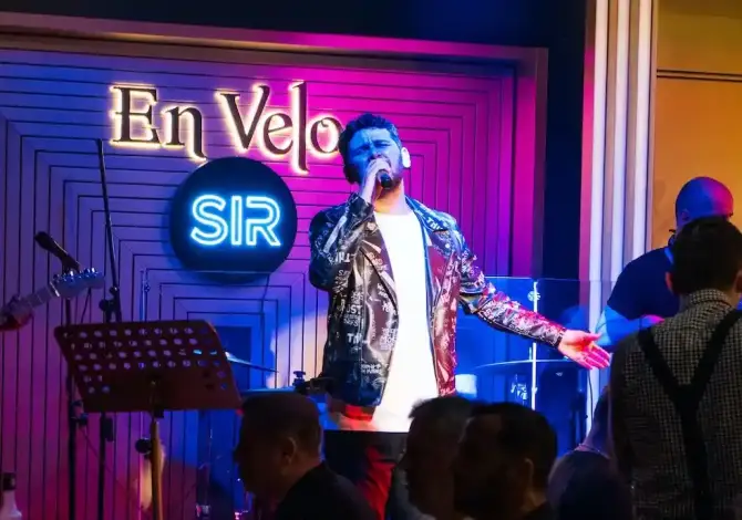 Sır & En Velo Alsancak - İzmir Mekan Rehberi