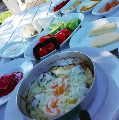 Sakızlar Restaurant  fotoğraf 2 - İzmir Mekan Rehberi