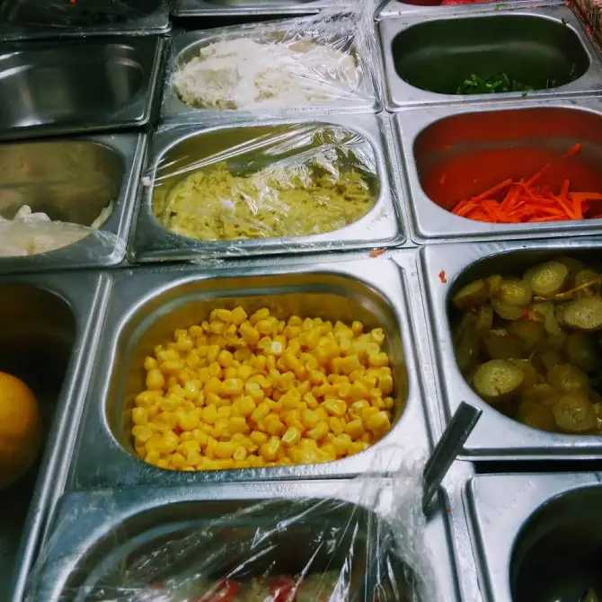 Sandwich Store - İzmir Mekan Rehberi