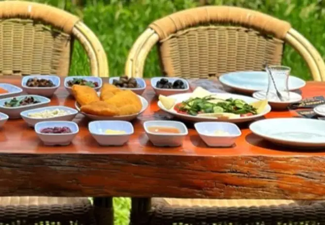 Sarıkaya Çifliği Kahvaltı &Et Mangal - İzmir Mekan Rehberi