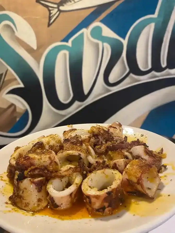 Sardin Balık Restaurant - İzmir Mekan Rehberi