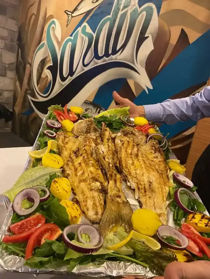 Sardin Balık Restaurant - İzmir Mekan Rehberi