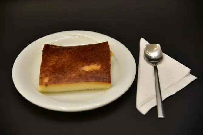 Sarmaşık Pastanesi - İzmir Mekan Rehberi