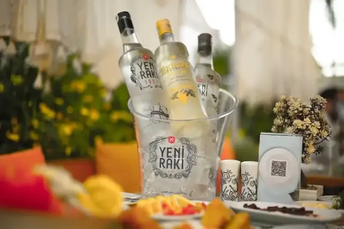 Sarmaşık Bahçe Alaçatı - İzmir Mekan Rehberi