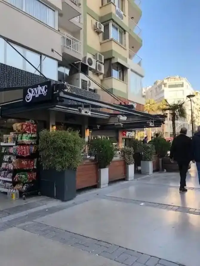 Sevinç Pastanesi - İzmir Mekan Rehberi