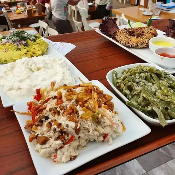 Simge Restoran Güzelbahçe - İzmir Mekan Rehberi