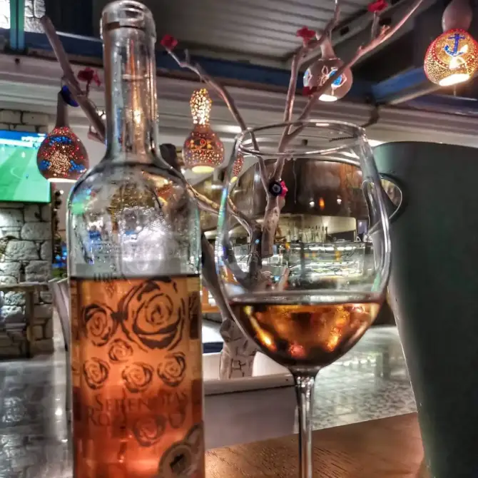Simge Restoran Güzelbahçe - İzmir Mekan Rehberi