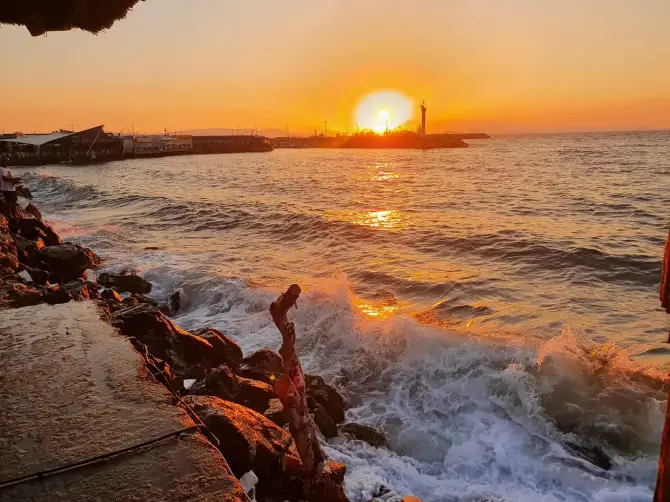 Simge Restoran Güzelbahçe - İzmir Mekan Rehberi