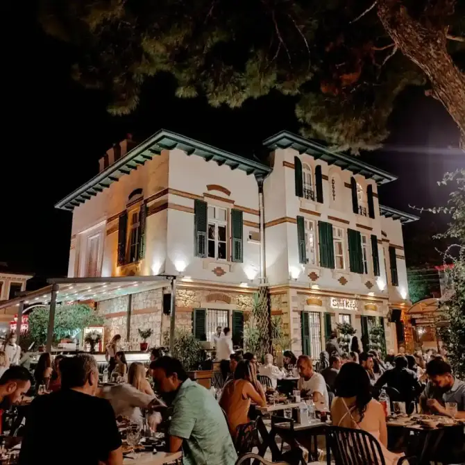 Sini Köşk Restaurant - İzmir Mekan Rehberi