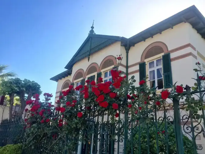 Sini Köşk Restaurant - İzmir Mekan Rehberi