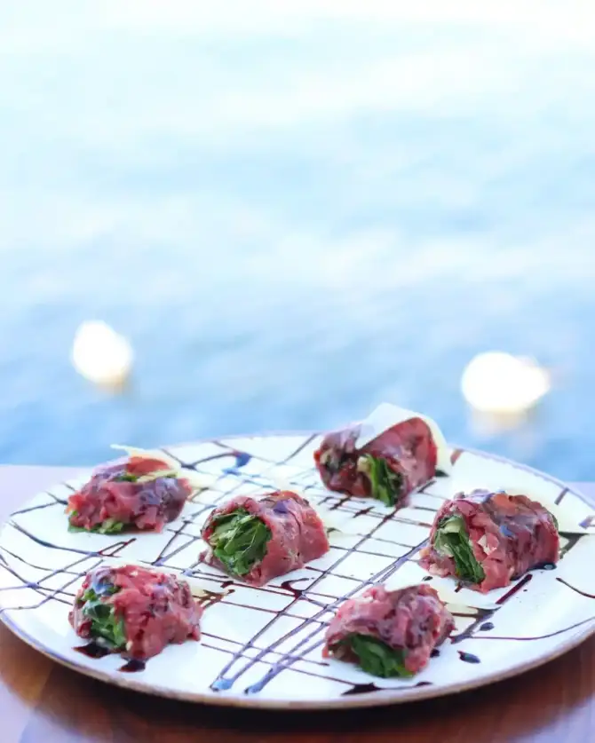 Soirée Restaurant - İzmir Mekan Rehberi