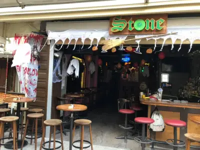 Stone Bar fotoğraf 2 - İzmir Mekan Rehberi