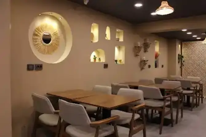 Suity Caffee - İzmir Mekan Rehberi