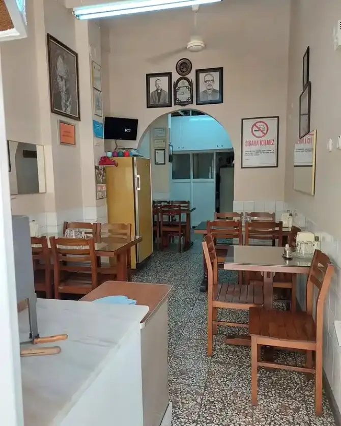 Şiş Kebapçı Şükrü-Faik Tire - İzmir Mekan Rehberi