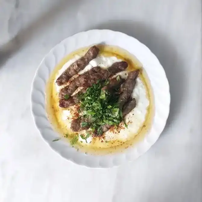 Şiş Kebapçı Şükrü-Faik Tire - İzmir Mekan Rehberi