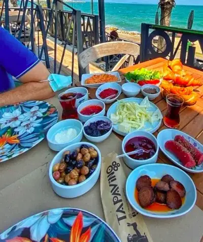 Tapavino Güzelbahçe fotoğraf 2 - İzmir Mekan Rehberi