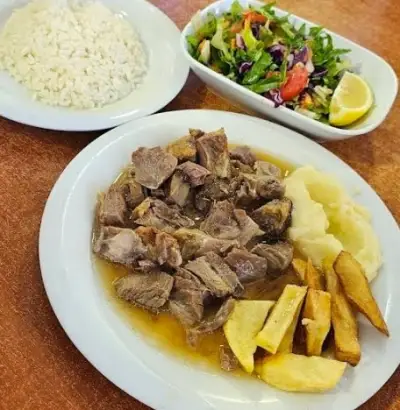 Tarık'ın Yeri Bornova fotoğraf 3 - İzmir Mekan Rehberi
