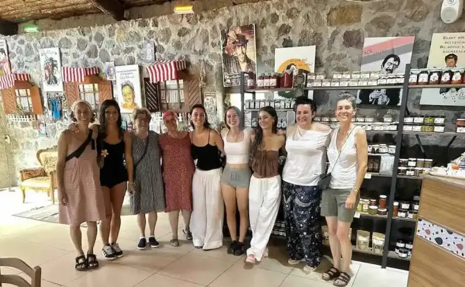 Taşkemer Kahvaltıevi Kınık - İzmir Mekan Rehberi