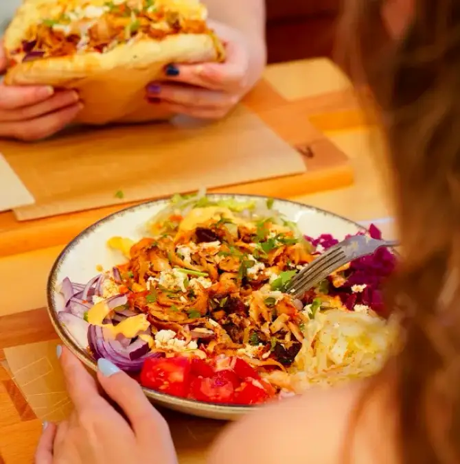 Tastyy Döner  - İzmir Mekan Rehberi