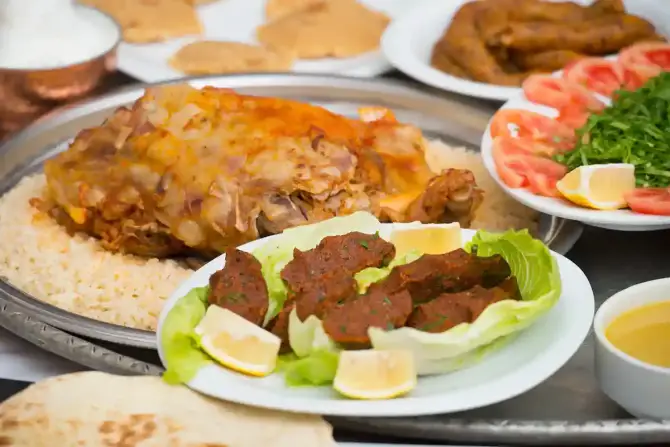 Tavacı Recep Usta İzmir - İzmir Mekan Rehberi