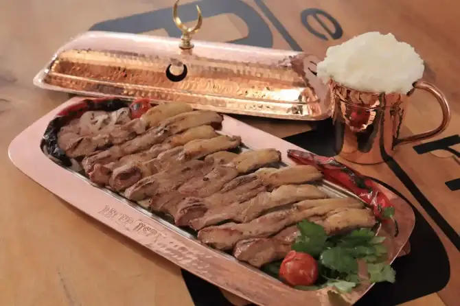Tavacı Recep Usta İzmir - İzmir Mekan Rehberi